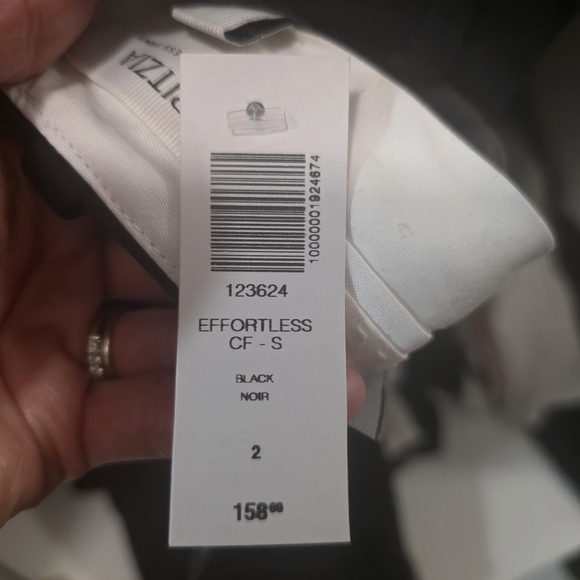 Aritzia Black Straight Leg Pants - Picture 3 of 3